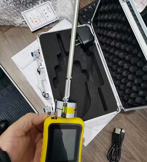 便攜式二氯乙烷氣體檢測儀