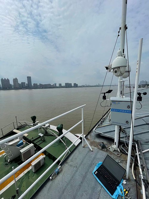 港口船舶微型空氣監(jiān)測站現(xiàn)場圖