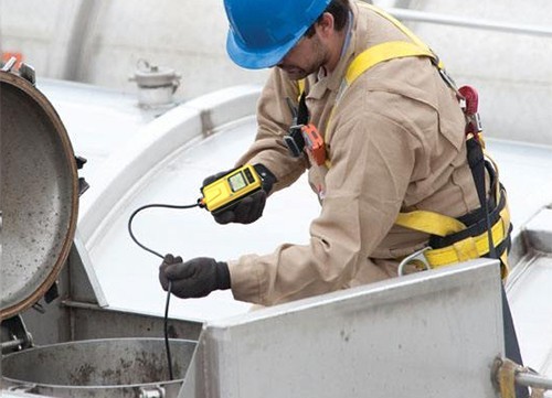 便攜探桿式六合一白電油檢測儀